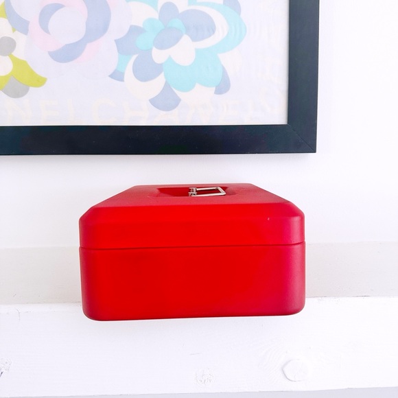 Rare Supreme Red White Box Logo Tool Box Lockbox with Lock & Keys - Picture 5 of 8